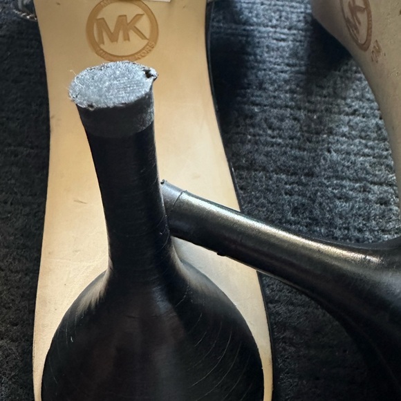 Michael Kors Silver and Tan Mules- Size 10 - Picture 12 of 12